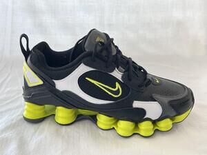 Nike Shox TL Nova Running Shoes Womens 7.5 Black Volt Mesh Low Top Sneakers